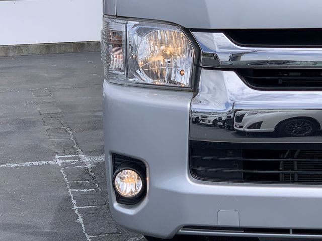 TOYOTA HIACE wagon 4WD 2014