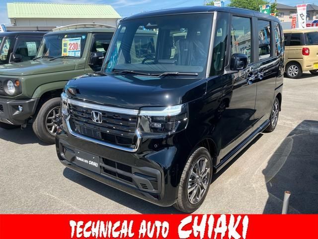 HONDA N BOX CUSTOM 2024