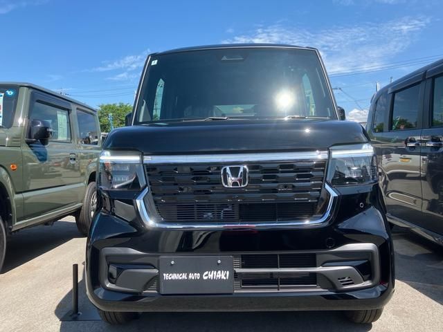 HONDA N BOX CUSTOM 2024