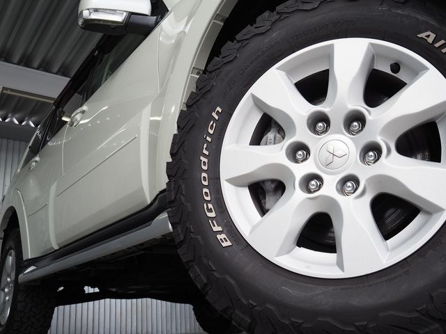 MITSUBISHI PAJERO wagon 2014