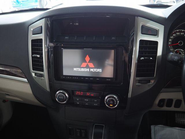 MITSUBISHI PAJERO wagon 2014