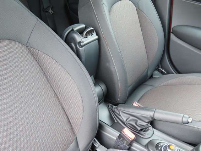 BMW MINI COOPER D 2020