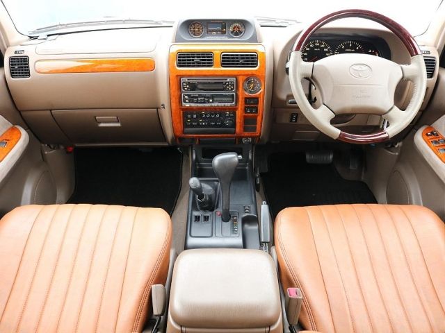 TOYOTA LANDCRUISER PRADO 2002