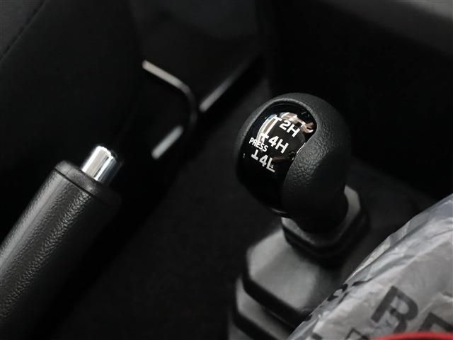 SUZUKI JIMNY 4WD 2025