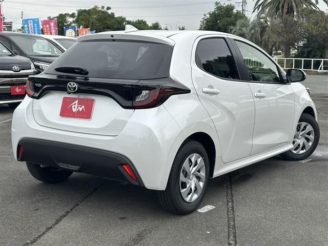 TOYOTA YARIS 2024