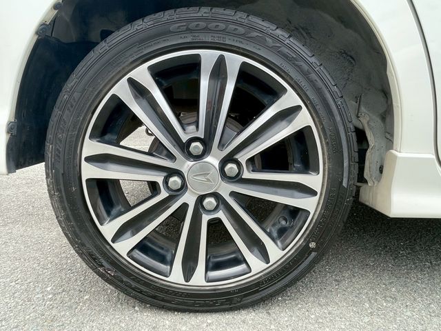 DAIHATSU TANTO CUSTOM 2015