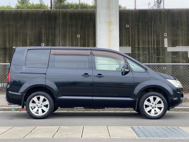 MITSUBISHI DELICA D:5 4WD 2007