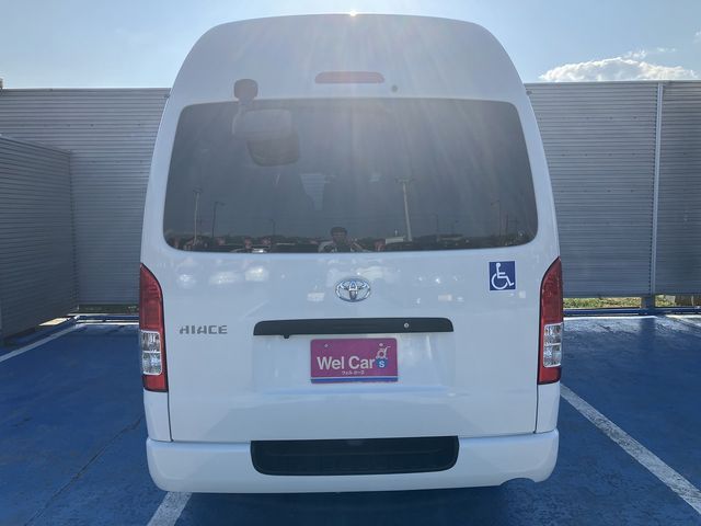 TOYOTA HIACE van 4WD 2016