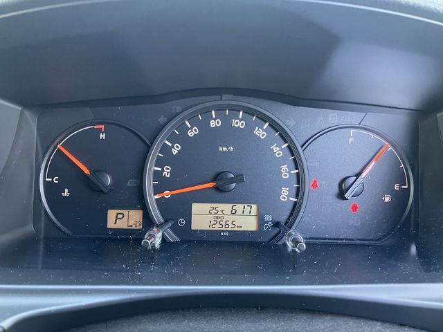 TOYOTA HIACE van 4WD 2016