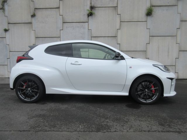 TOYOTA GR YARIS 2021