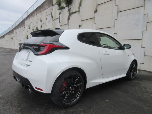 TOYOTA GR YARIS 2021