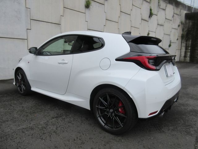 TOYOTA GR YARIS 2021