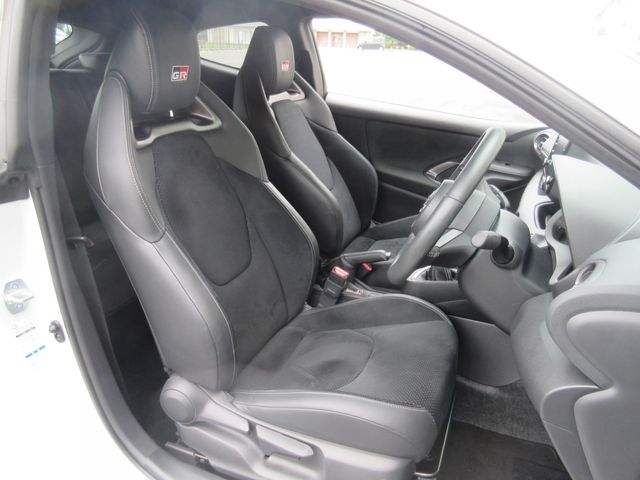 TOYOTA GR YARIS 2021