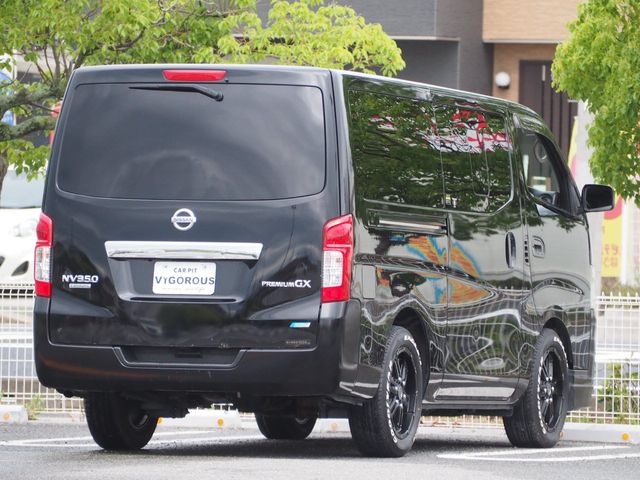 NISSAN NV350 CARAVAN 2014