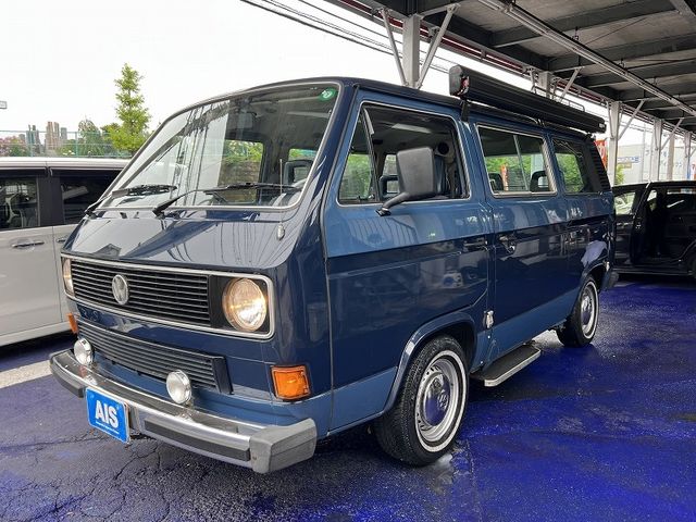 VOLKSWAGEN VOLKSWAGEN CARRAVEL 1990