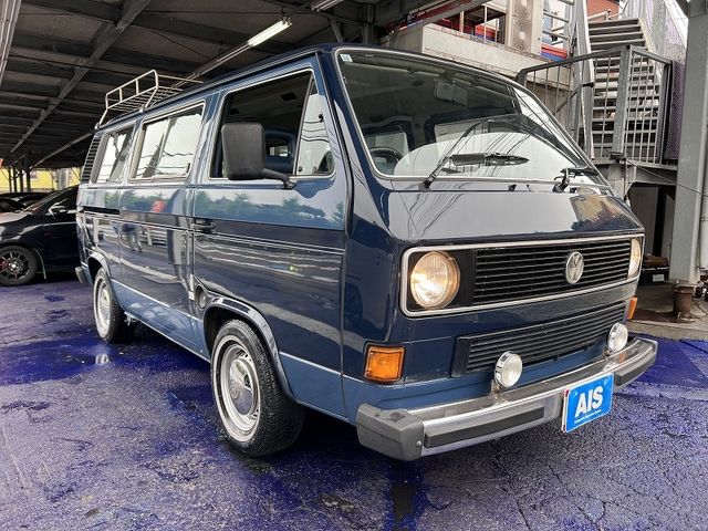 VOLKSWAGEN VOLKSWAGEN CARRAVEL 1990