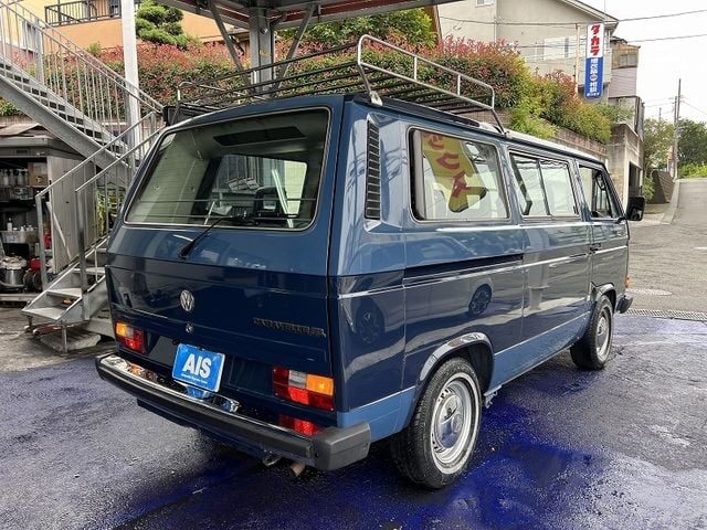 VOLKSWAGEN VOLKSWAGEN CARRAVEL 1990