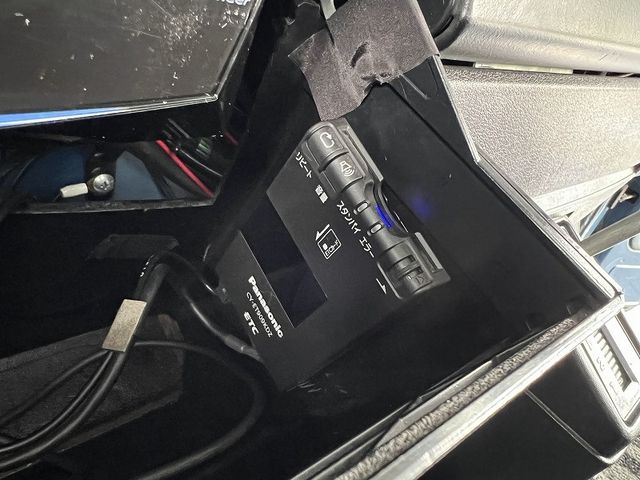 VOLKSWAGEN VOLKSWAGEN CARRAVEL 1990