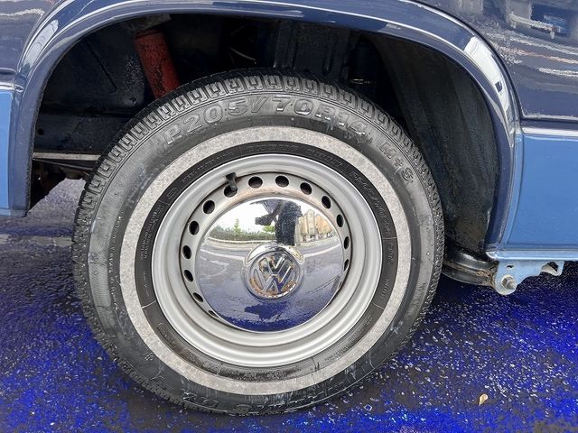 VOLKSWAGEN VOLKSWAGEN CARRAVEL 1990