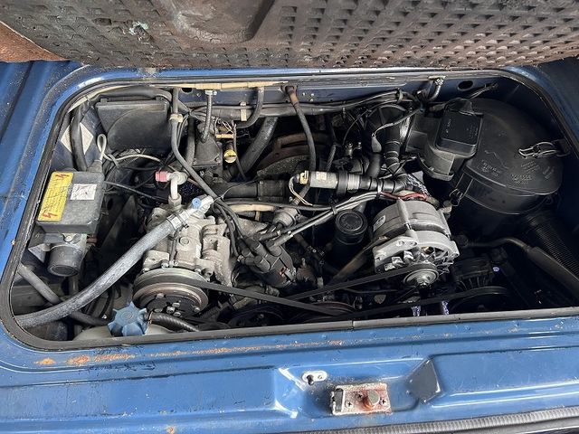 VOLKSWAGEN VOLKSWAGEN CARRAVEL 1990