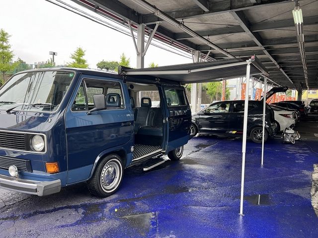 VOLKSWAGEN VOLKSWAGEN CARRAVEL 1990