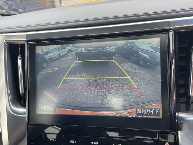 TOYOTA VELLFIRE 2015