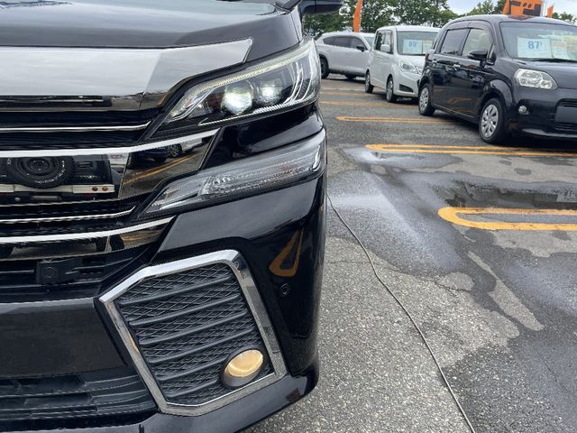 TOYOTA VELLFIRE 2015