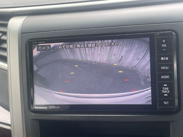 TOYOTA VELLFIRE 2013