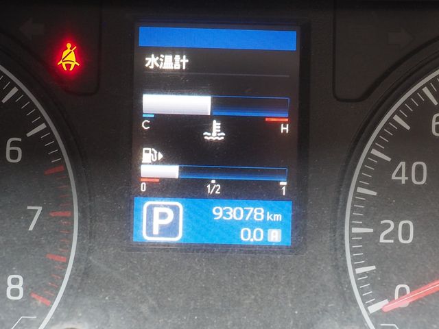 NISSAN NV350 CARAVAN 2013