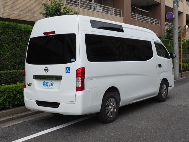 NISSAN NV350 CARAVAN 2013