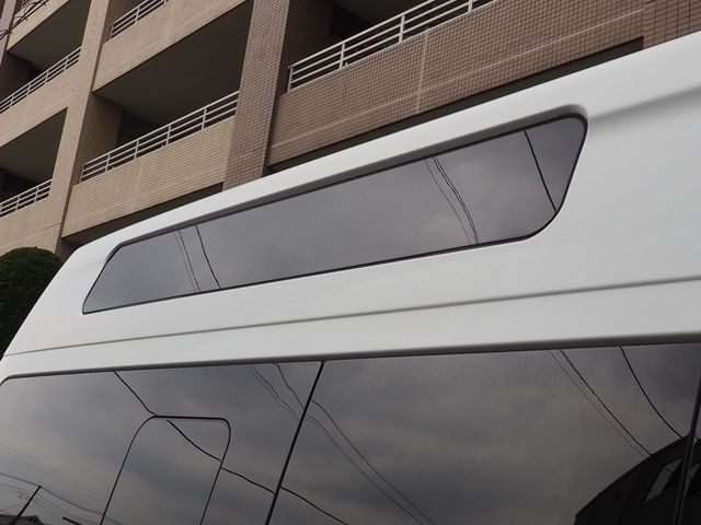 NISSAN NV350 CARAVAN 2013