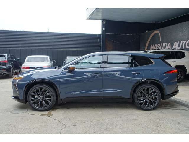 TOYOTA CROWN ESTATE 4WD 2025