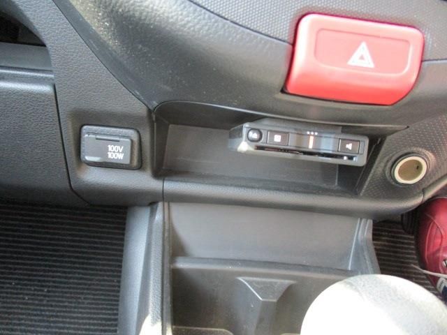 NISSAN NV150 AD 2WD 2020