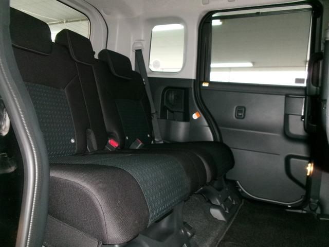 TOYOTA ROOMY 4WD 2024