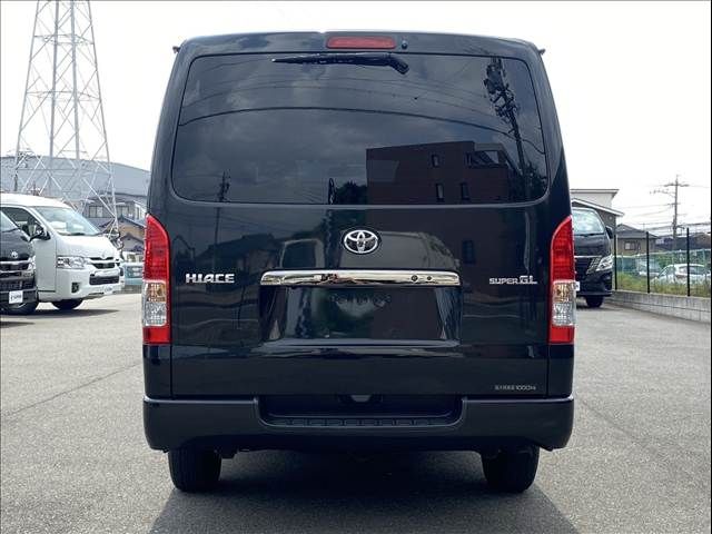 TOYOTA HIACE van 2WD 2022