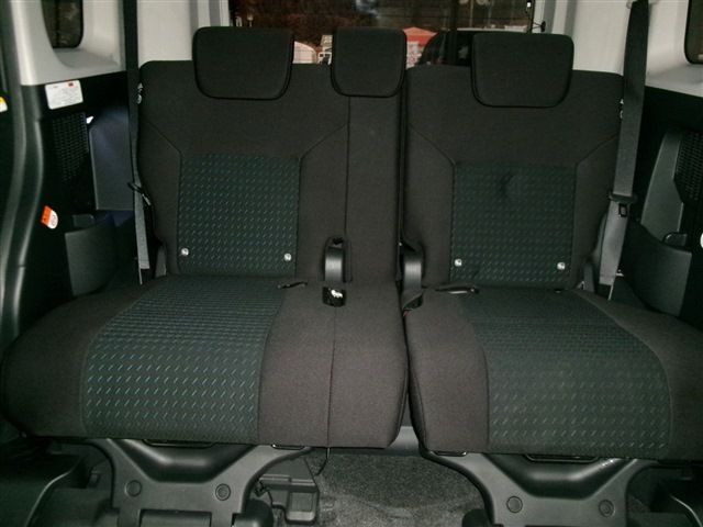 TOYOTA ROOMY 4WD 2023