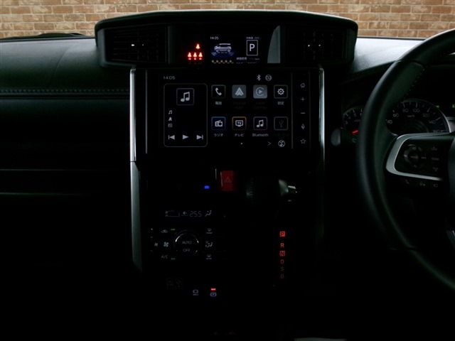 TOYOTA ROOMY 4WD 2023