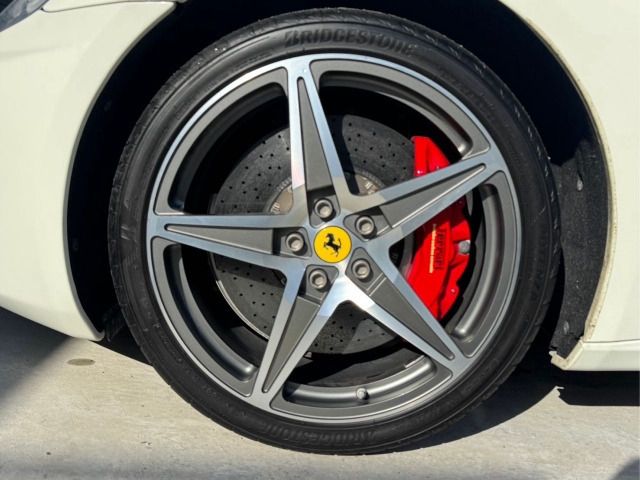 FERRARI FERRARI California 30 2013