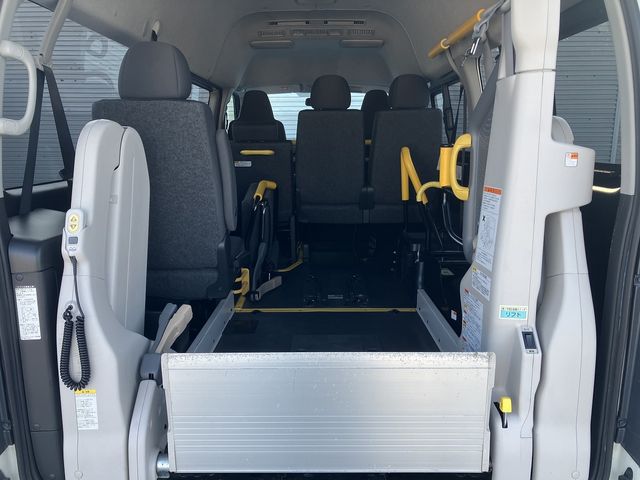 TOYOTA REGIUSACE van 4WD 2017