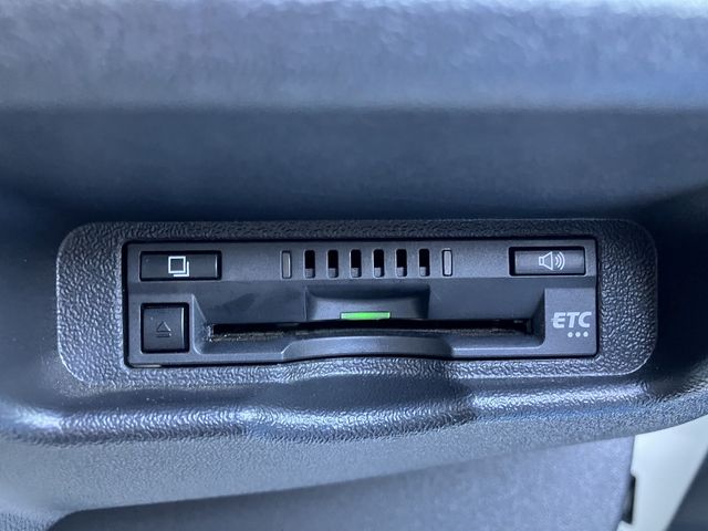 TOYOTA REGIUSACE van 4WD 2017