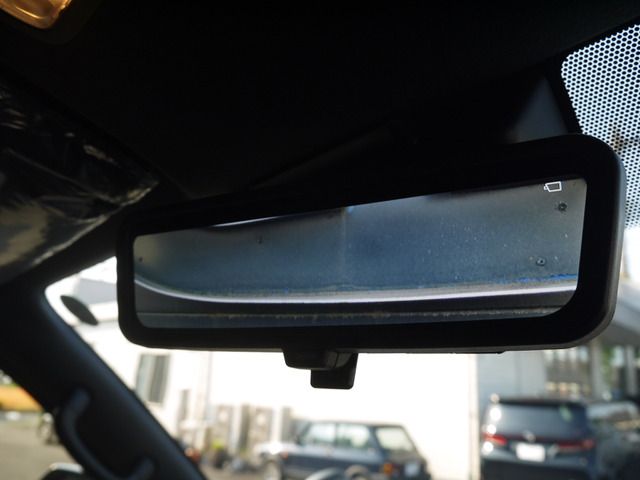 TOYOTA HIACE van 4WD 2025