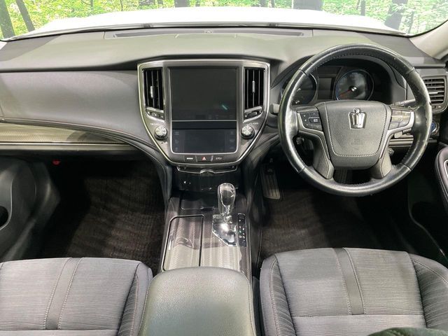 TOYOTA CROWN sedan hybrid 2015