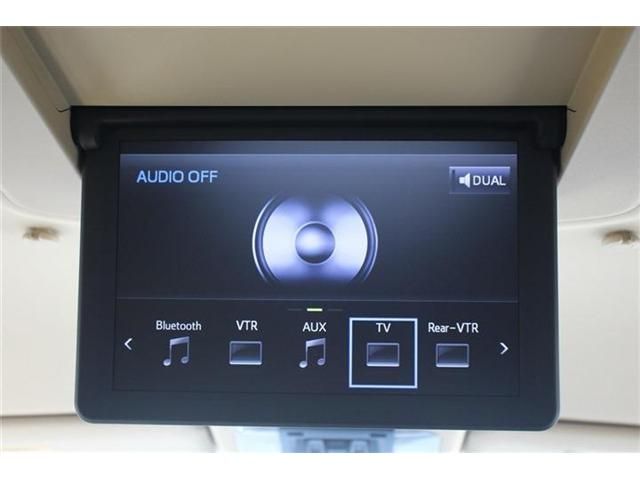 TOYOTA ALPHARD hybrid 4WD 2015