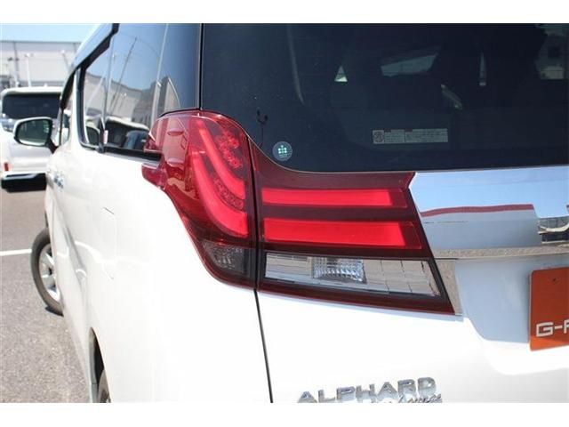 TOYOTA ALPHARD hybrid 4WD 2015