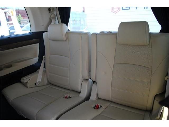 TOYOTA ALPHARD hybrid 4WD 2015