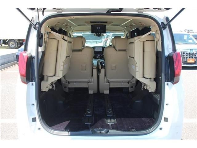 TOYOTA ALPHARD hybrid 4WD 2015