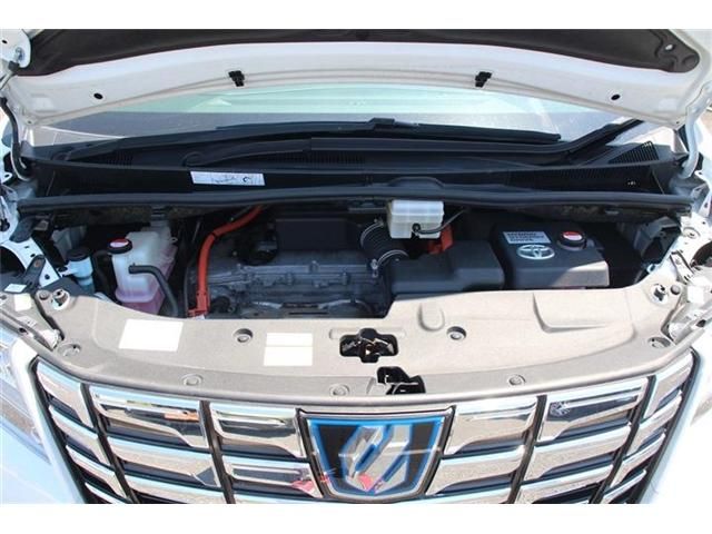 TOYOTA ALPHARD hybrid 4WD 2015