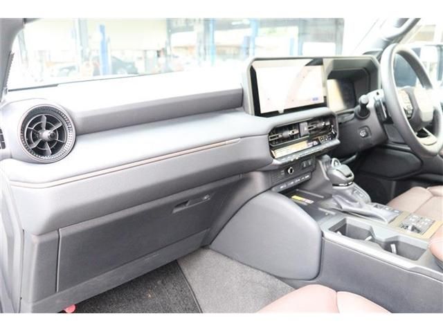 TOYOTA LANDCRUISER 250 2024