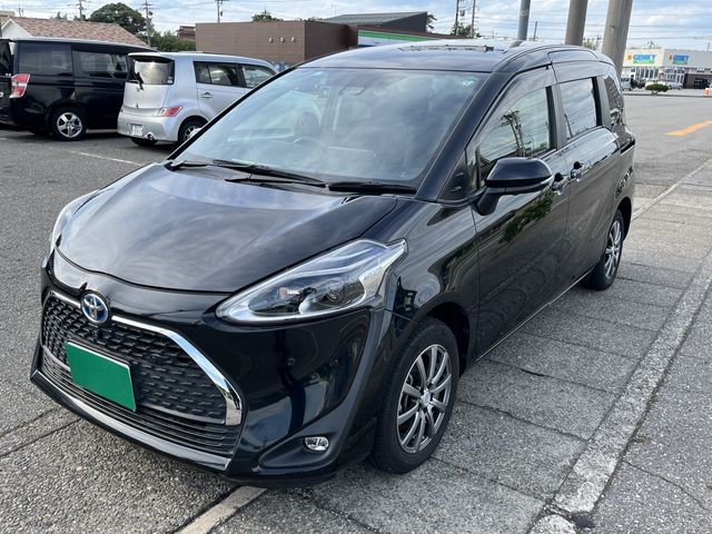 TOYOTA SIENTA HYBRID 2021
