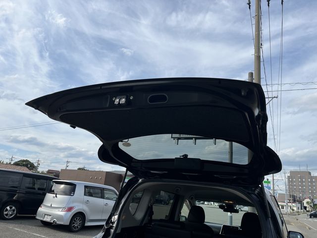 TOYOTA SIENTA HYBRID 2021